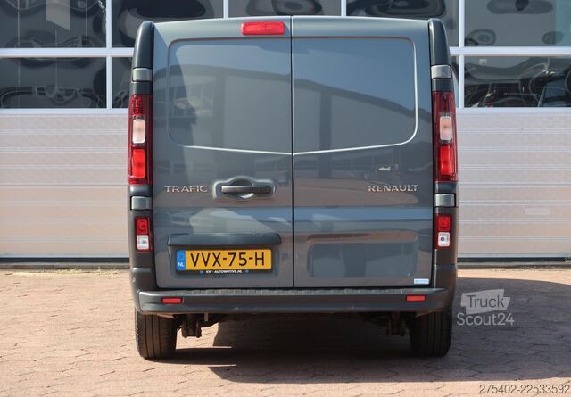 Kombi s vysokou střechou Renault Trafic 2.0 Blue dCi 150 L2H1 AUT/ NAVI/ CRUISE/...