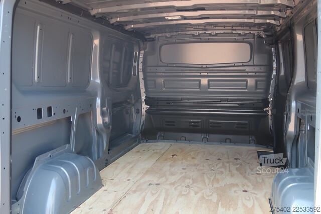 Kombi s vysokou střechou Renault Trafic 2.0 Blue dCi 150 L2H1 AUT/ NAVI/ CRUISE/...
