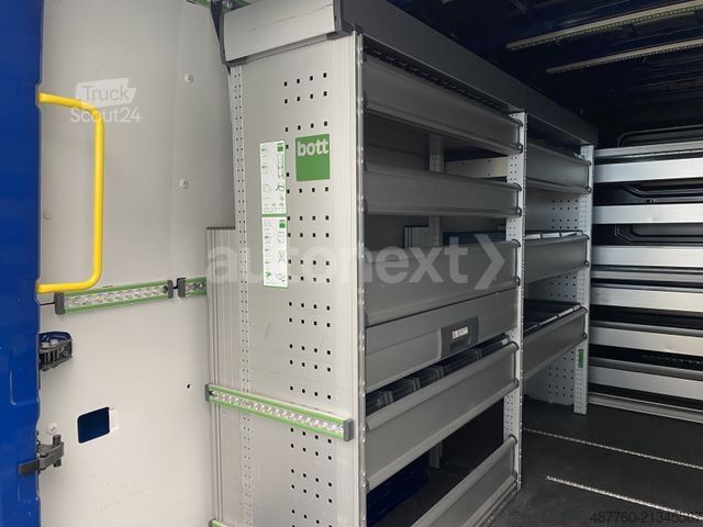 Bestelwagen VOLKSWAGEN Crafter 35 Automatik *WEKSTATT* LED+KAMERA+NAVI