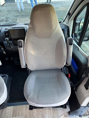 Kastenwagen Wohnmobil / Campervan PÖSSL 2 Win R Plus - CSL Munich Edition