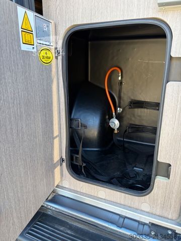 Kastenwagen Wohnmobil / Campervan PÖSSL 2 Win R Plus - CSL Munich Edition