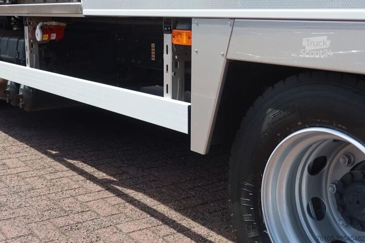 Kyld/fryst transport Iveco EuroCargo 120 El 210L Carrier Supra 850 MT Koel...