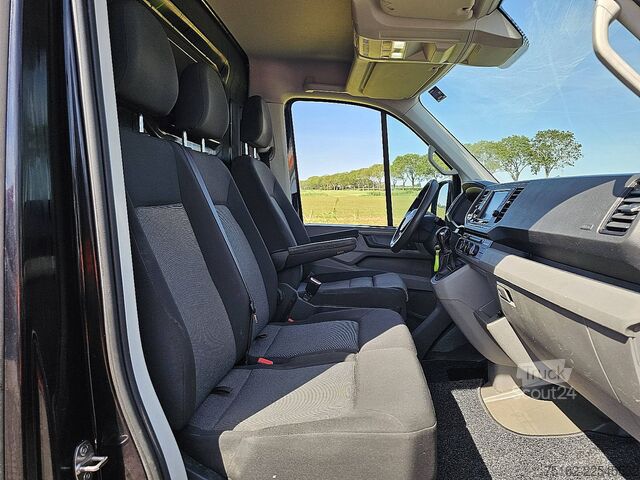 Kombi s vysokou strechou VW CRAFTER 35 2.0 TDI 140 DSG L2H1