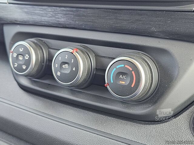 Универсал с высокой крышей RENAULT TRAFIC 2.0 DCI ac LED EURO6