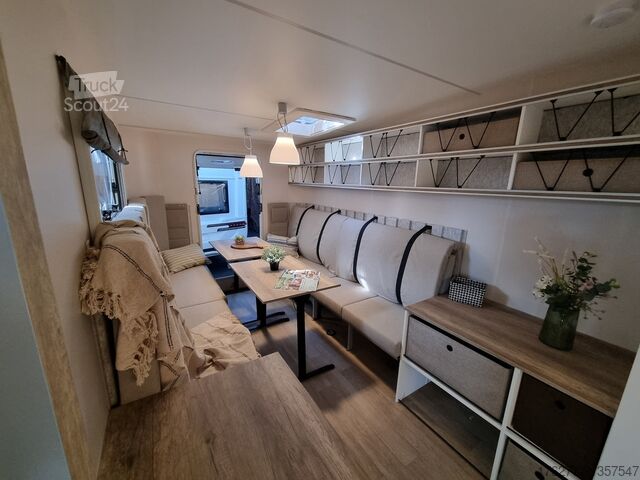 Potovalna prikolica Hobby Beachy 450 Sea Blue