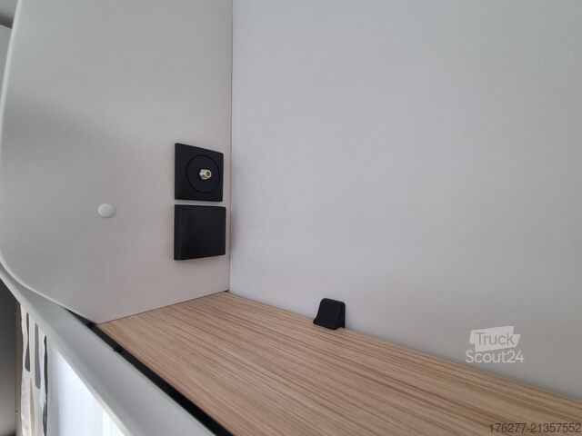 Potovalna prikolica Fendt Apero 465 TG