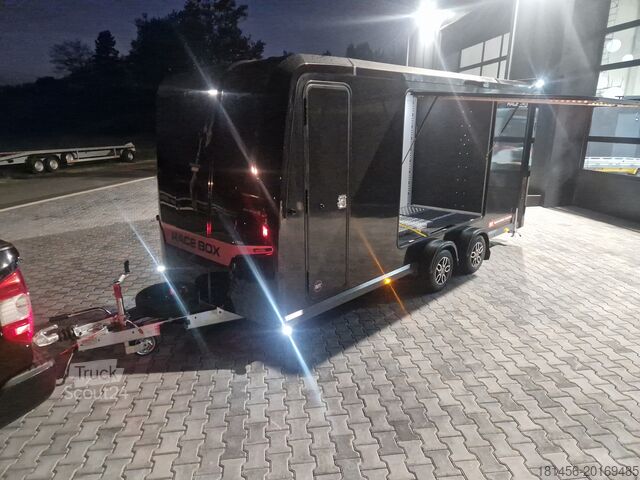 Remolque transportador de automóviles Brian James Trailers Race Box 610 Flügeltüren für Flügeltürer