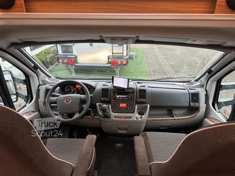 Autocaravana semi-integrada Dethleffs Esprit T 7090 SAT TFT Solar Wechselrichter