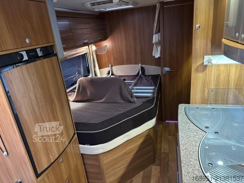 Autocaravana semi-integrada Dethleffs Esprit T 7090 SAT TFT Solar Wechselrichter