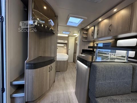 Wohnwagen Hobby Prestige 660 WFC Mover ! Klimaanlage !