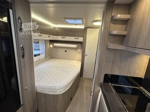 Wohnwagen Hobby Prestige 660 WFC Mover ! Klimaanlage !