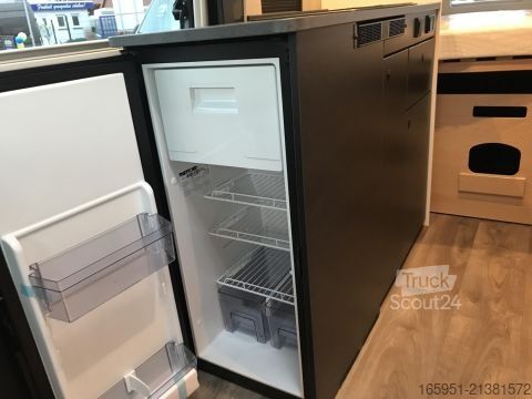 Autocaravana Sunlight Camper Van CLIFF 600 Adventure Edition Schlafdach, Dieseltank 90 L