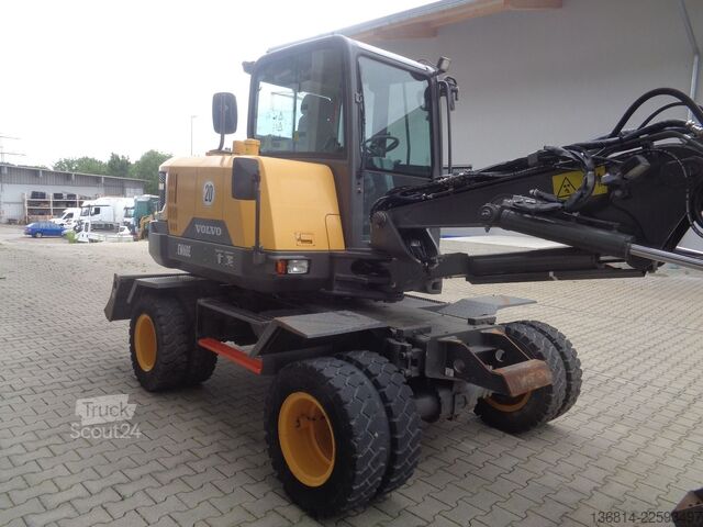Ratinis ekskavatorius VOLVO EW60E Powertilt HS03 + Löffelpaket Klima