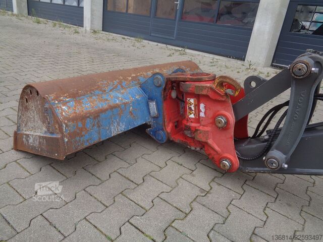 Ratinis ekskavatorius VOLVO EW60E Powertilt HS03 + Löffelpaket Klima