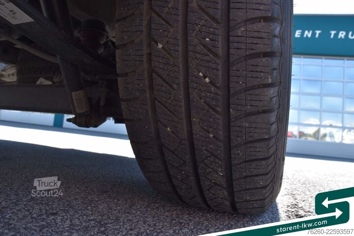 Панельний фургон FORD Transit 2.0 L2H2 AHK Klima Tempomat PDC