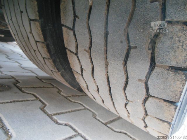 Lielapjoma vilcējs DAF XF 106.480, LOWDECK, STANDKLIMA, NEUE TACHO GEN2