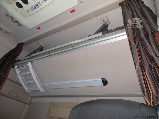 Lielapjoma vilcējs DAF XF 106.480, LOWDECK, STANDKLIMA, NEUE TACHO GEN2