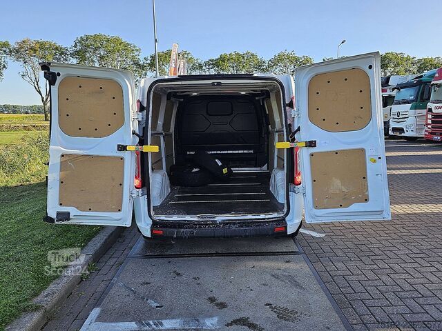 Bestelauto FORD TRANSIT CUSTOM 2.0 L2H1 Navi Airco PDC