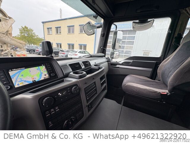 Transportador con plataforma y toldo MAN TGL 8.250*E6d*LBW*Klima*Navi*TÜV*AHK* 2 Liegen*
