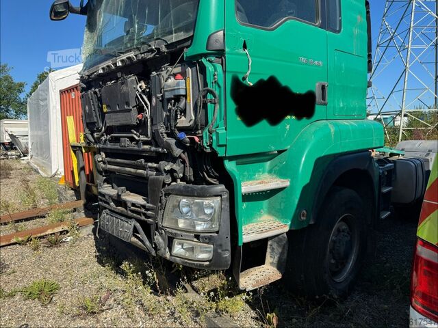 Standard dragbil MAN TGS 18.480 Hydrodrive 4x4 beschädigt