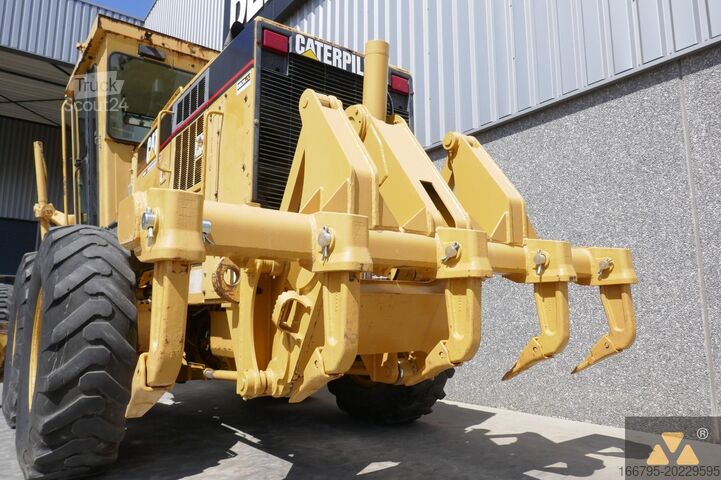 Grader Caterpillar 12H