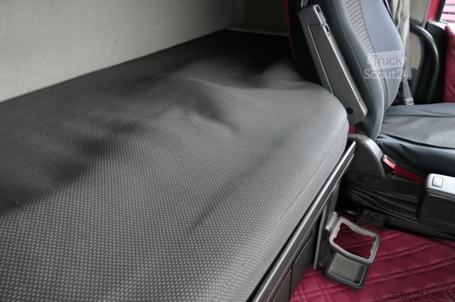 Camion cu platformă și prelată VOLVO FH 420 Pritsche Plane Bordwände Vollluft Euro 6