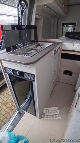 Autorulotă BÜRSTNER Lineo C 550 Schlafdach, 170 PS, Bi-Xenon