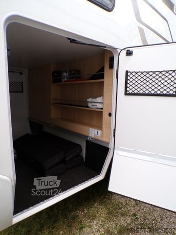 عربة تخييم متكاملة HYMER/ERIBA B-Klasse MC I 580 Premium, 170 PS, SAT/TV, MBUX