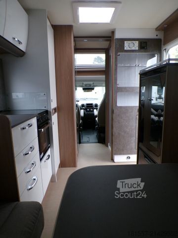 Autorulotă semi-integrată BÜRSTNER Lyseo TD 644 G Tageszulassung / Winterpaket, Bac