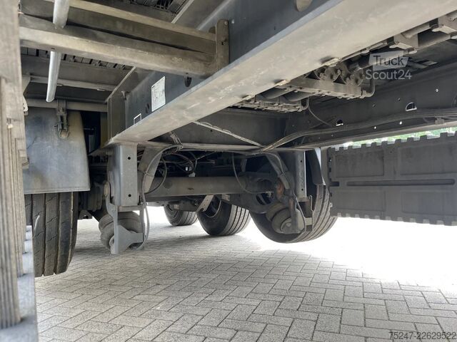 Движущийся пол Knapen Trailers K200 K200 - 92m3 Liftas SAF Floor 10mm