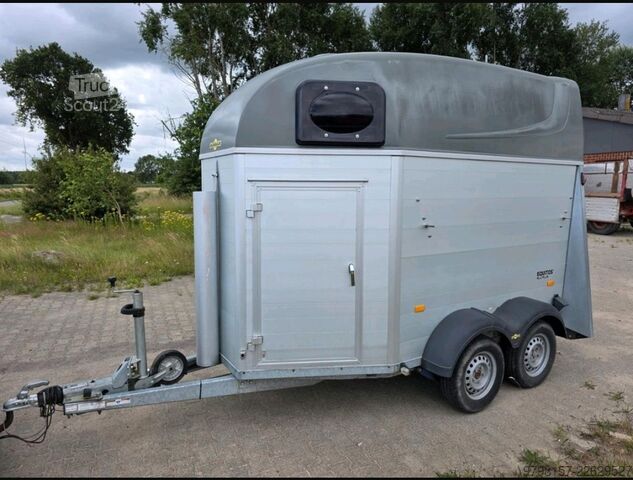 Hestetransporttrailer  