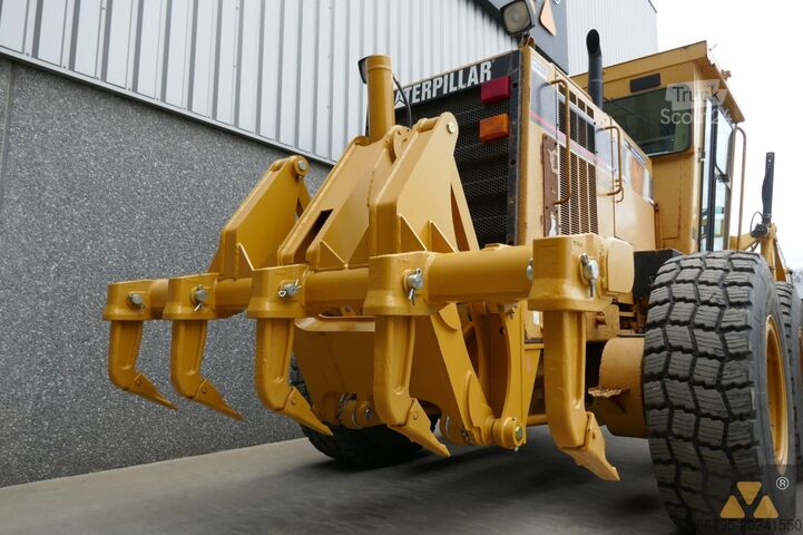Грейдер Caterpillar 140H