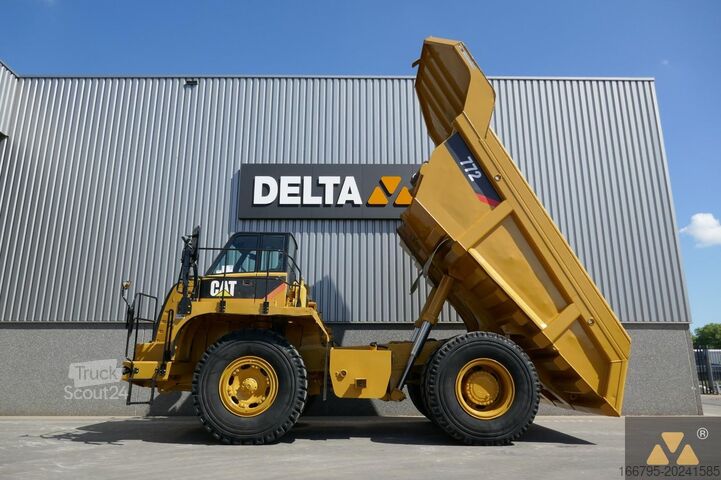 Dumper Caterpillar 772