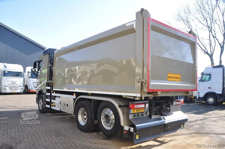 Camion-benne avec grue Volvo FH 460 6x2 KIPPER + HMF Z-KRAAN
