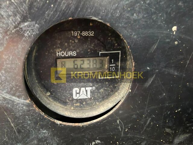 Miniekskavators Caterpillar 303.5 CR