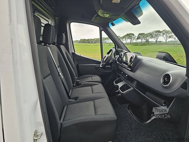 Augsta jumta universālis MERCEDES-BENZ SPRINTER 317 L3H2 Maxi LED Mbux10
