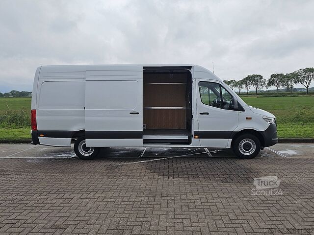 Augsta jumta universālis MERCEDES-BENZ SPRINTER 317 L3H2 Maxi LED Mbux10