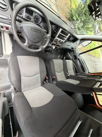 φορτηγό ανατρεπόμενο βαν Iveco 50C17K - DoKa 7 Sitz - 136 TKm - 1. Hand