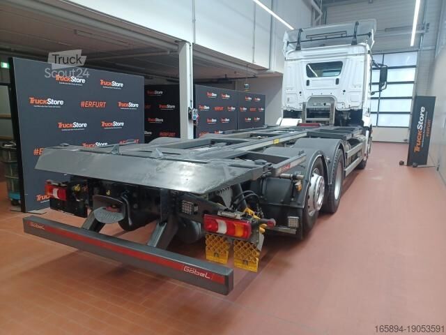 Camión con caja móvil Mercedes-Benz Antos 2543 WIESEL BDF Hubrahmen