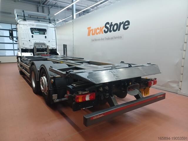 Camión con caja móvil Mercedes-Benz Antos 2543 WIESEL BDF Hubrahmen