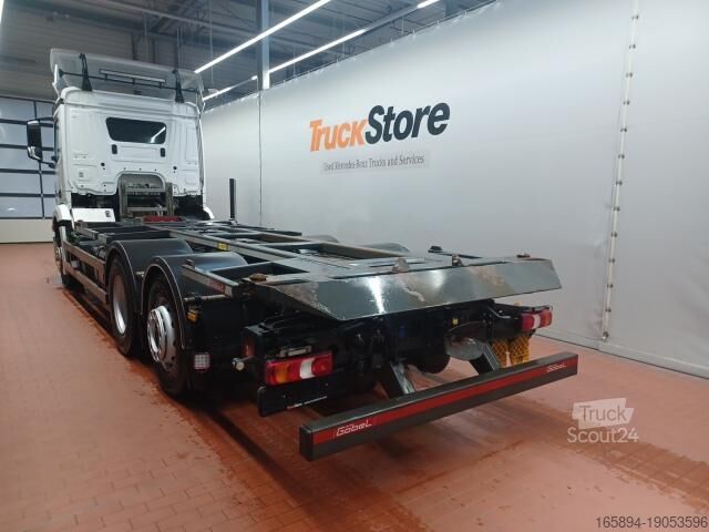 Camión con caja móvil Mercedes-Benz Antos 2543 WIESEL BDF Hubrahmen