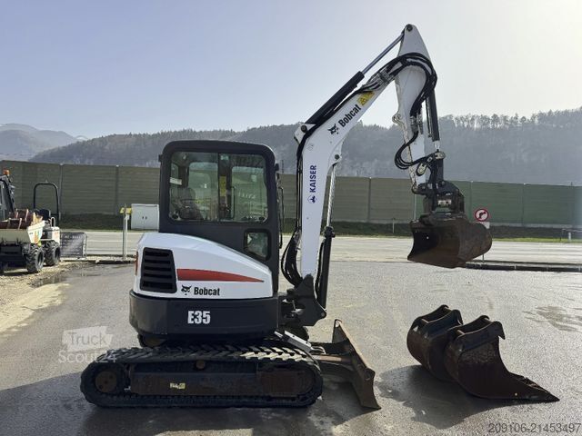 Mini excavator BOBCAT E35 Powertilt 3xSchaufeln Klima