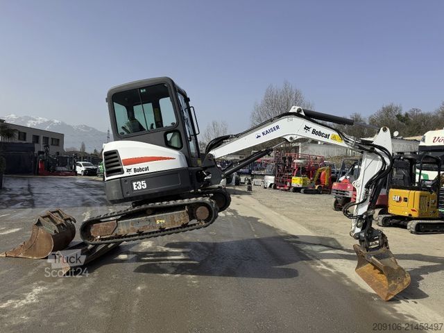 Mini excavator BOBCAT E35 Powertilt 3xSchaufeln Klima