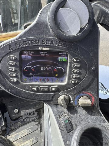 Mini excavator BOBCAT E35 Powertilt 3xSchaufeln Klima