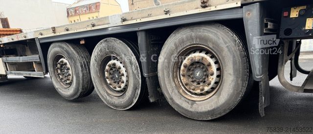 Pracovní plošinový návěs SCHMITZ CARGOBULL Rahmen verzinkt, Bordwände, I.+III. Achse Lift