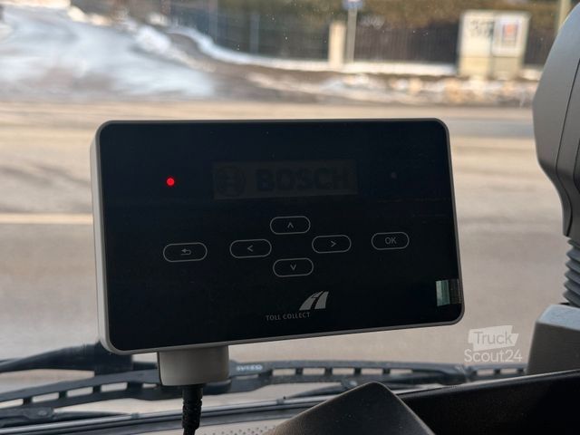 Dubă cu caroserie tip cutie IVECO EUROCARGO ML 75E21/P Koffer Luftfederung LBW DFL