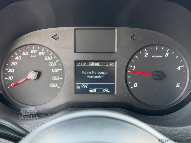 Фургон с высокой крышей MERCEDES-BENZ Sprinter 317*L2H2*Klima*Tempomat*MBUX*Rückfahr