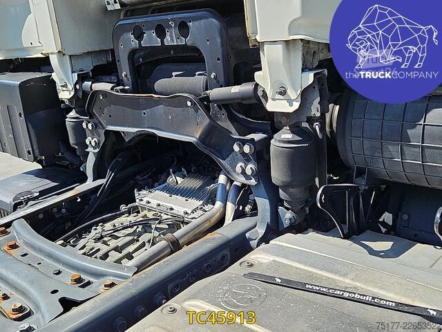 Шасі з кабіною DAF XF 440