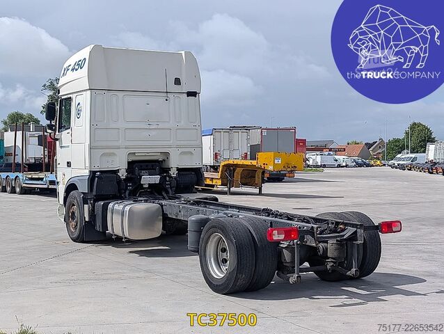 Chassis met cabine DAF XF 450