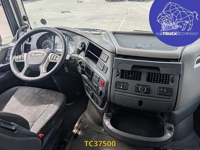 Șasiu cu cabină DAF XF 450